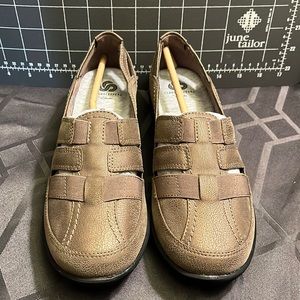 Clarks “Sillian Stork” slip on fisherman’s sandal